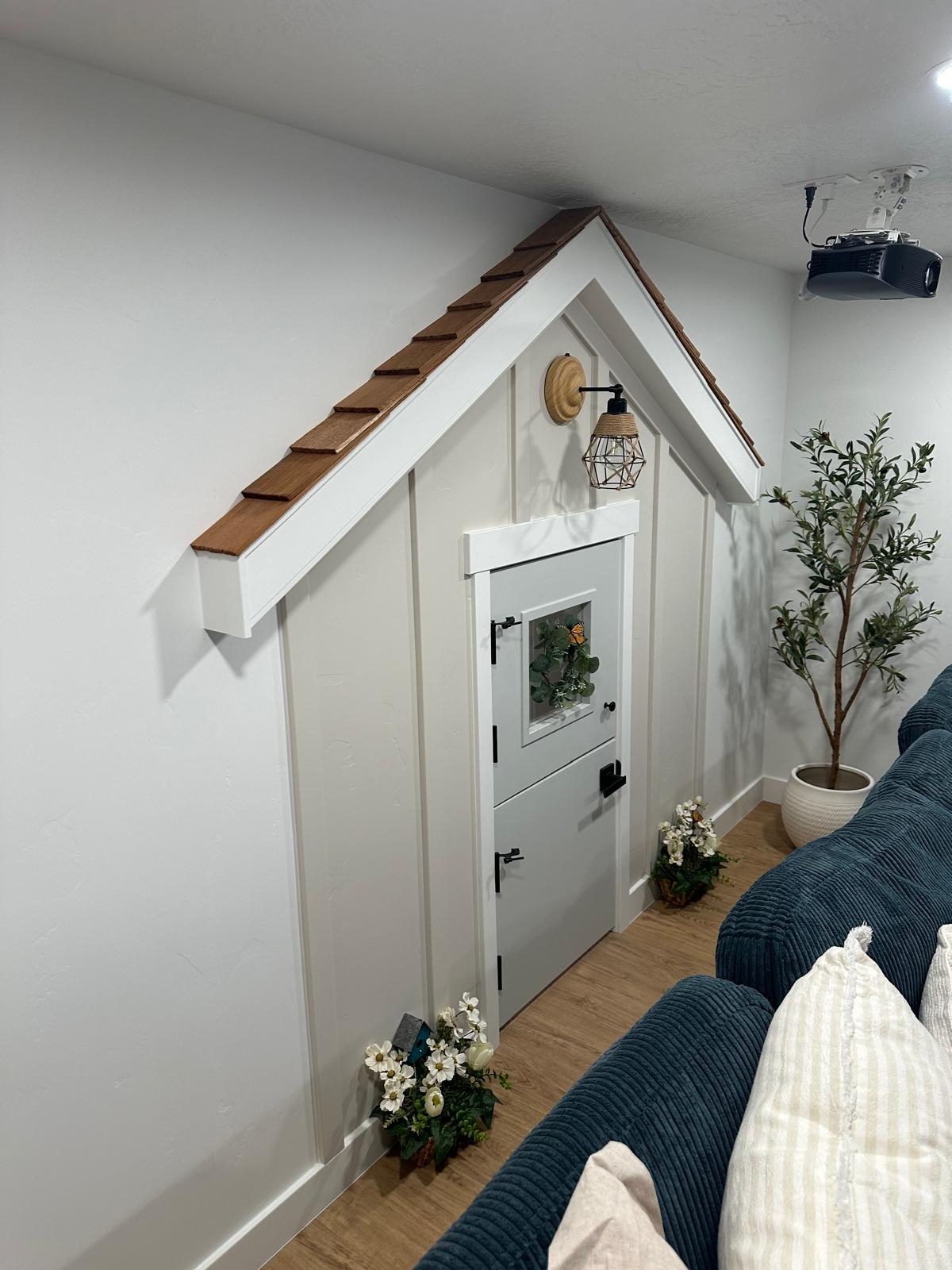 Shiplap ceiling with exposed beams